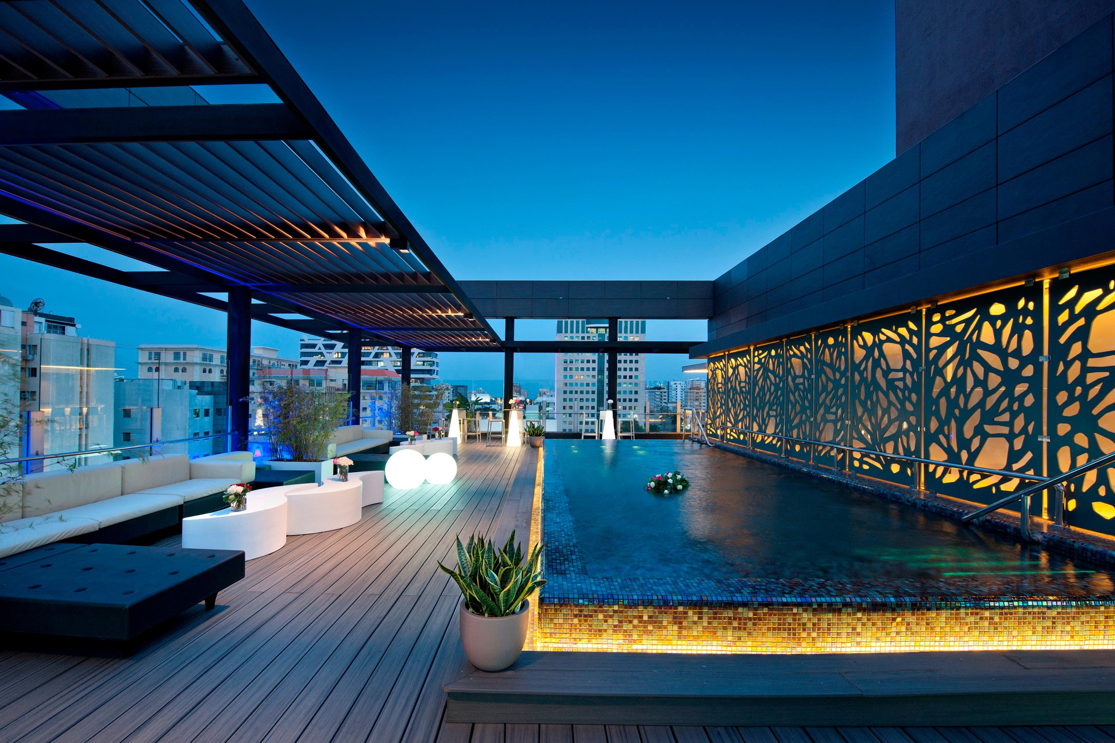 Holiday Inn Santo Domingo By Ihg Luaran gambar The rooftop pool at the hotel