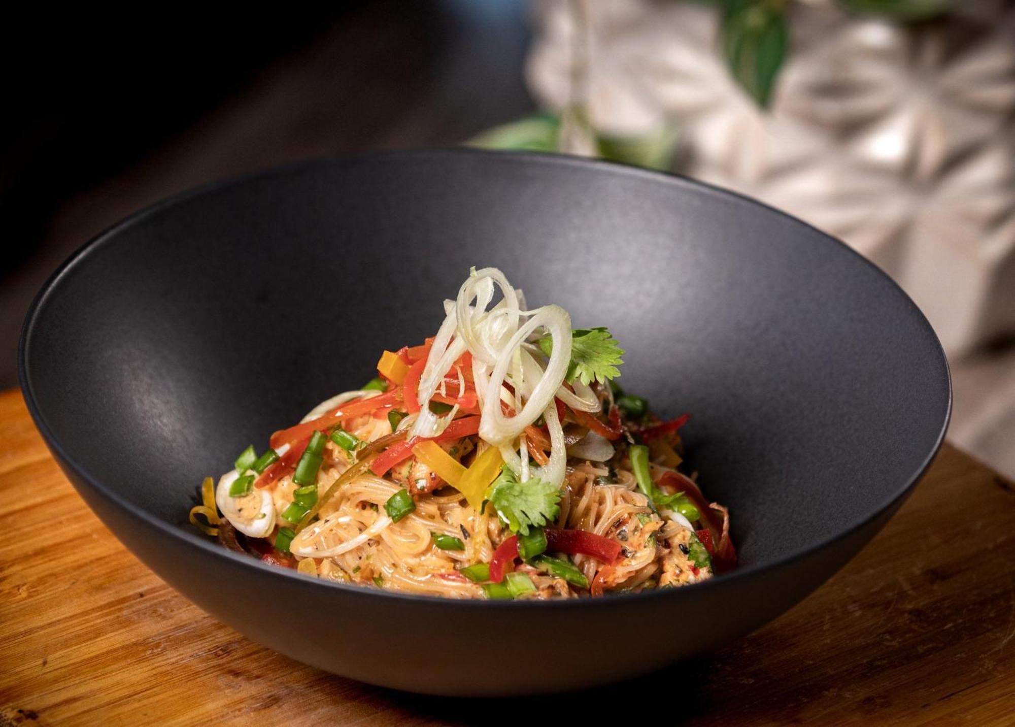 Holiday Inn Santo Domingo By Ihg Luaran gambar A bowl of Thai peanut chicken